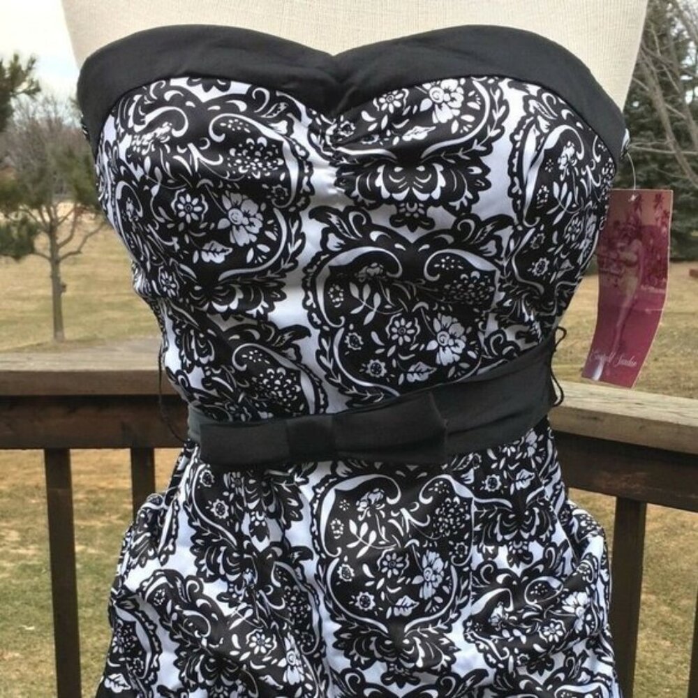 Emerald Sundae Bubble Mini Strapless Formal Dress Black Sexy Siweetheart sz 7 Jr - Picture 2 of 8